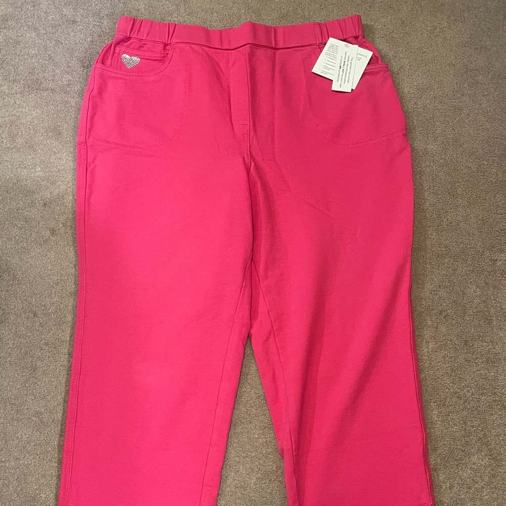 Woman’s new large Dream Jeannes capri